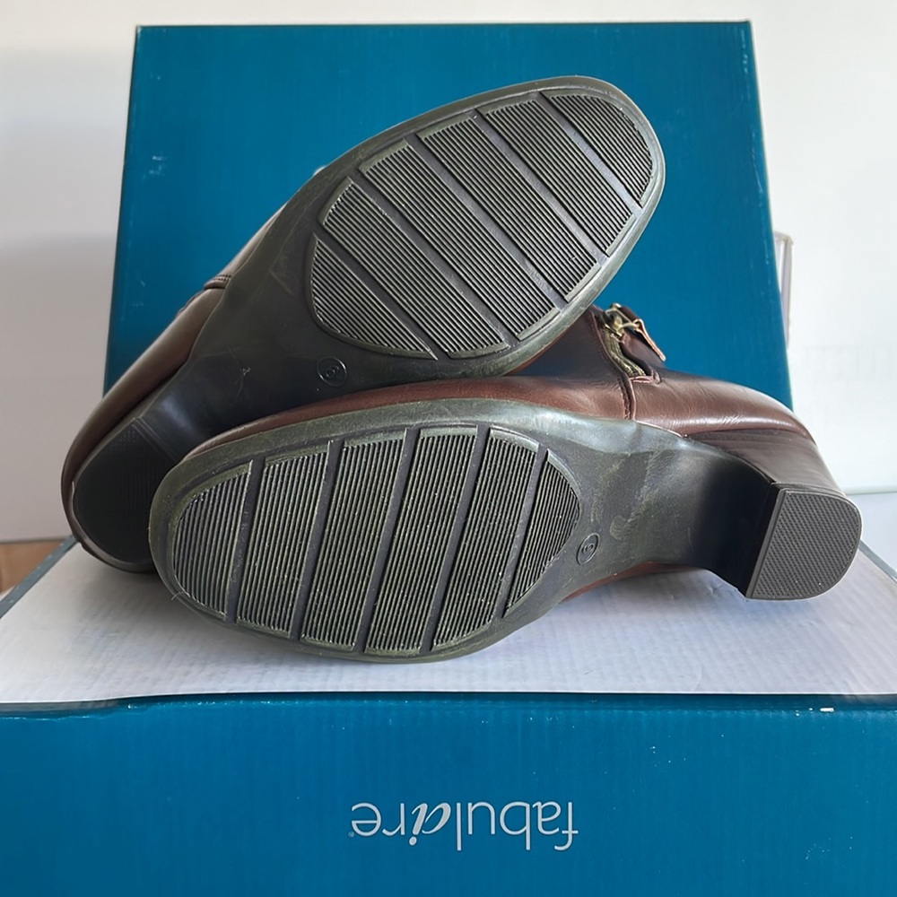 Fabulaire Booties - Picture 5 of 8